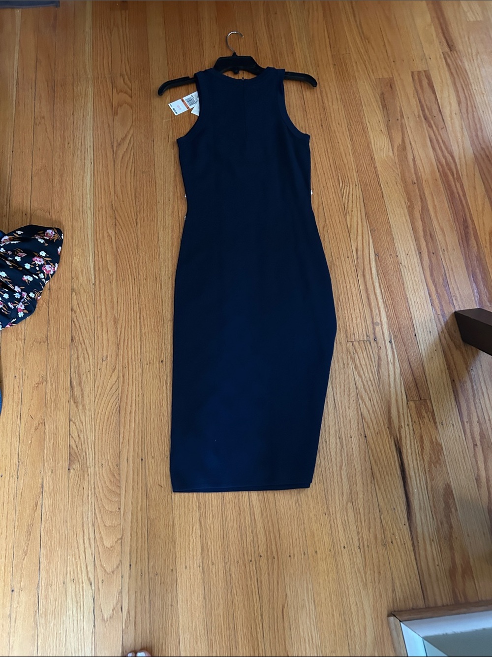 MICHAEL Michael Kors Navy Midi Sheath with White Floral Details - Picture 3 of 3